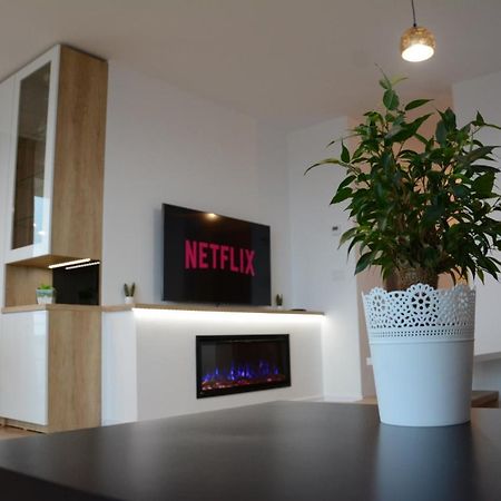 Luxury Panorama Apartament,Coresi Braşov Exteriör bild