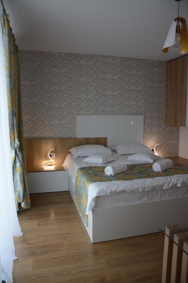 Luxury Panorama Apartament,Coresi Braşov Exteriör bild